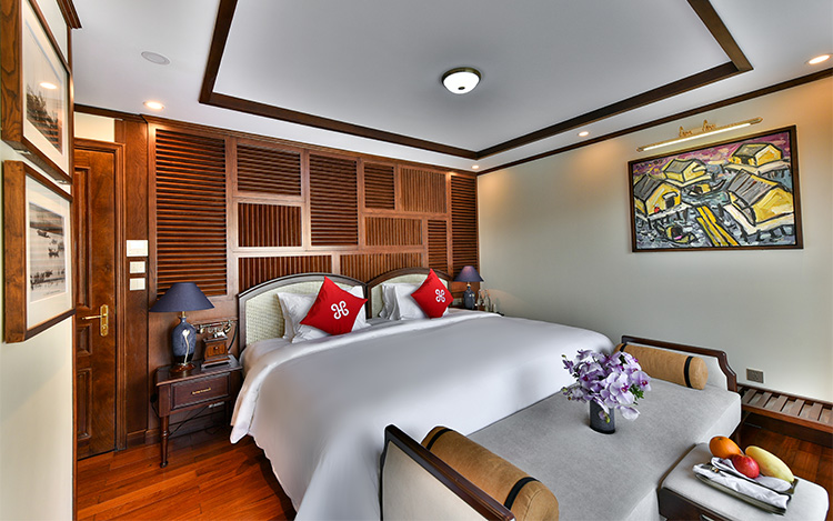 Delta Suite