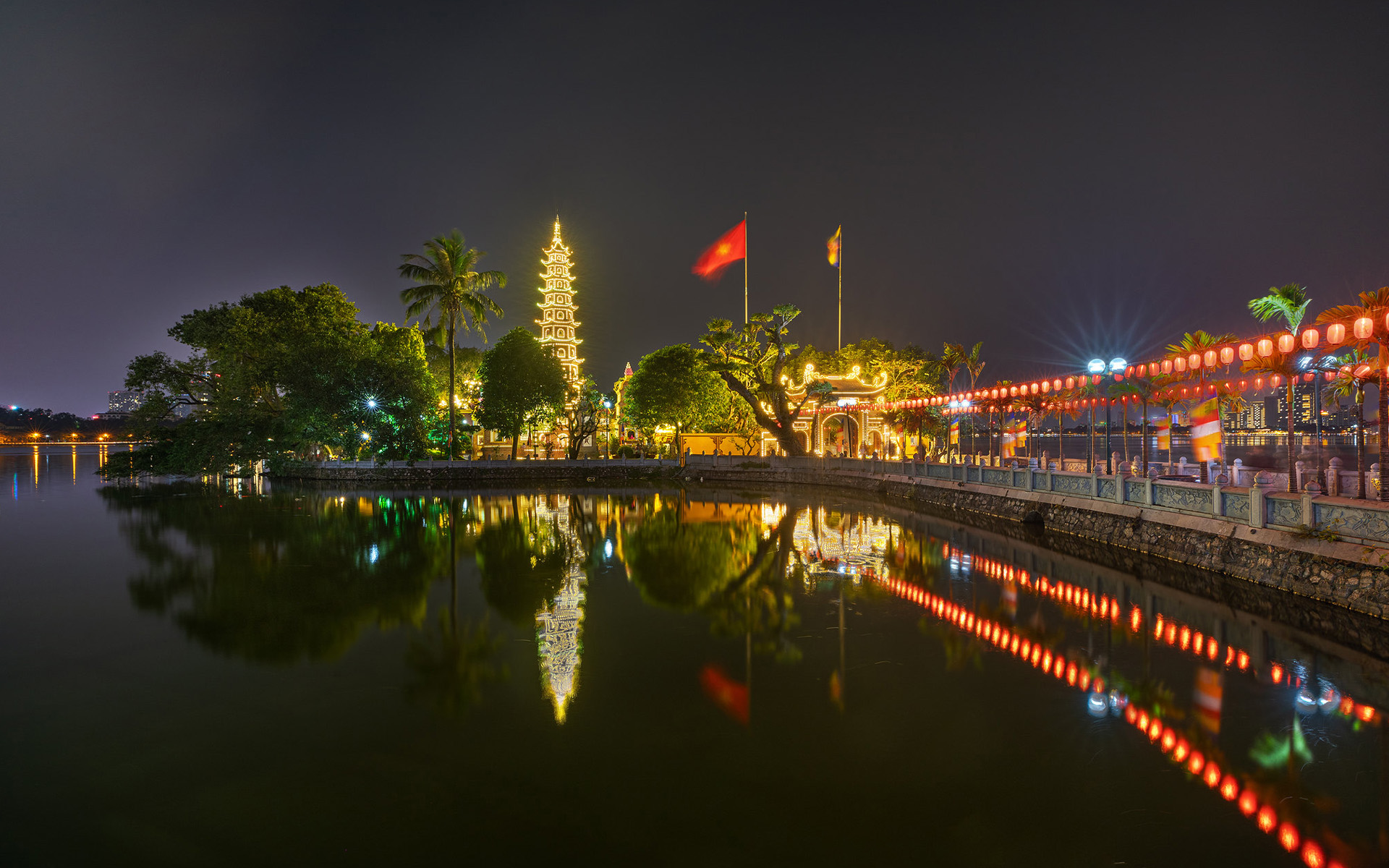 Tran Quoc Pagoda hanoi