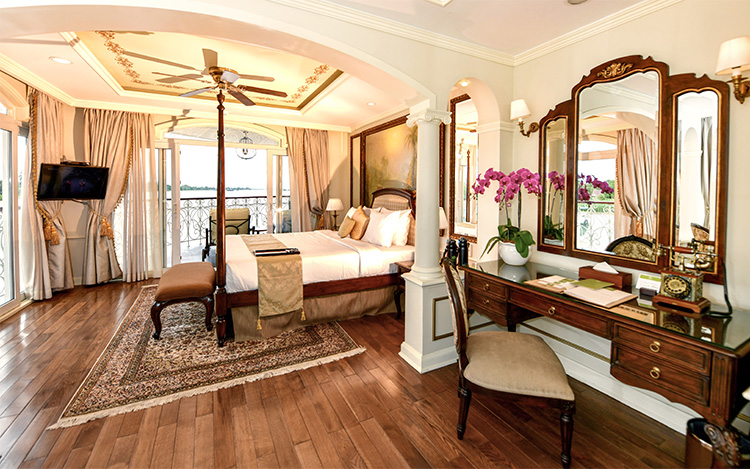 RV-Mekong-Princess-angkor-suite-2