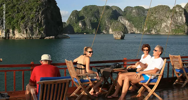 Vietnam-Halong-38