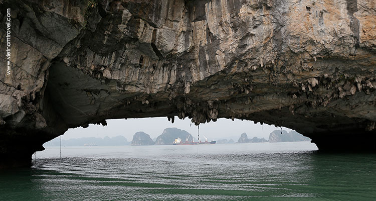 Vietnam-Halong-46