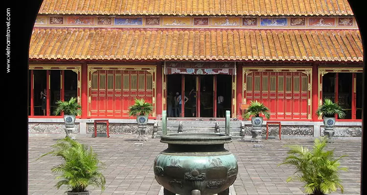 Vietnam-Hue-10