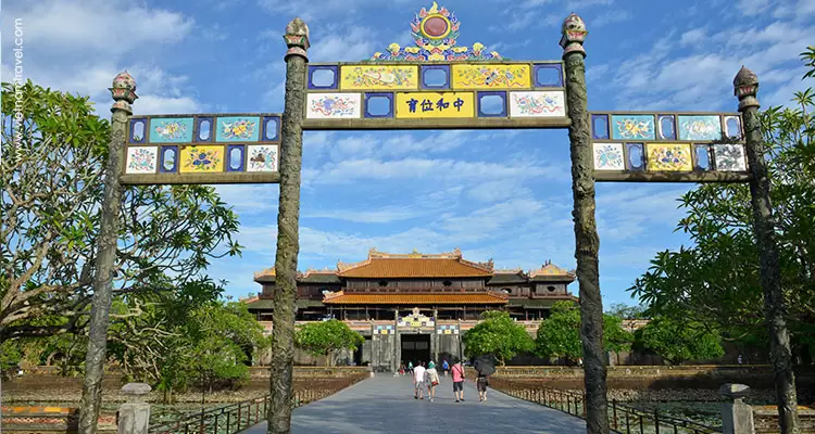 Vietnam-Hue-15